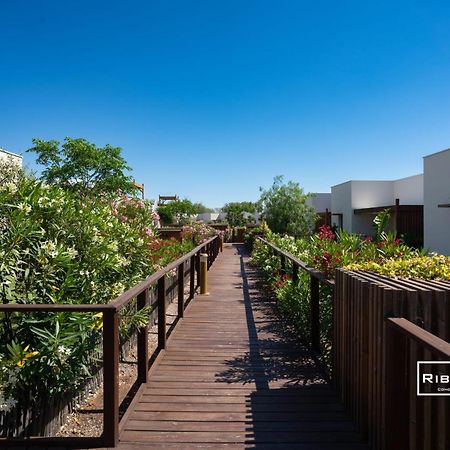 Marina Lodge - Villa T3 en résidence avec piscine Vias Esterno foto