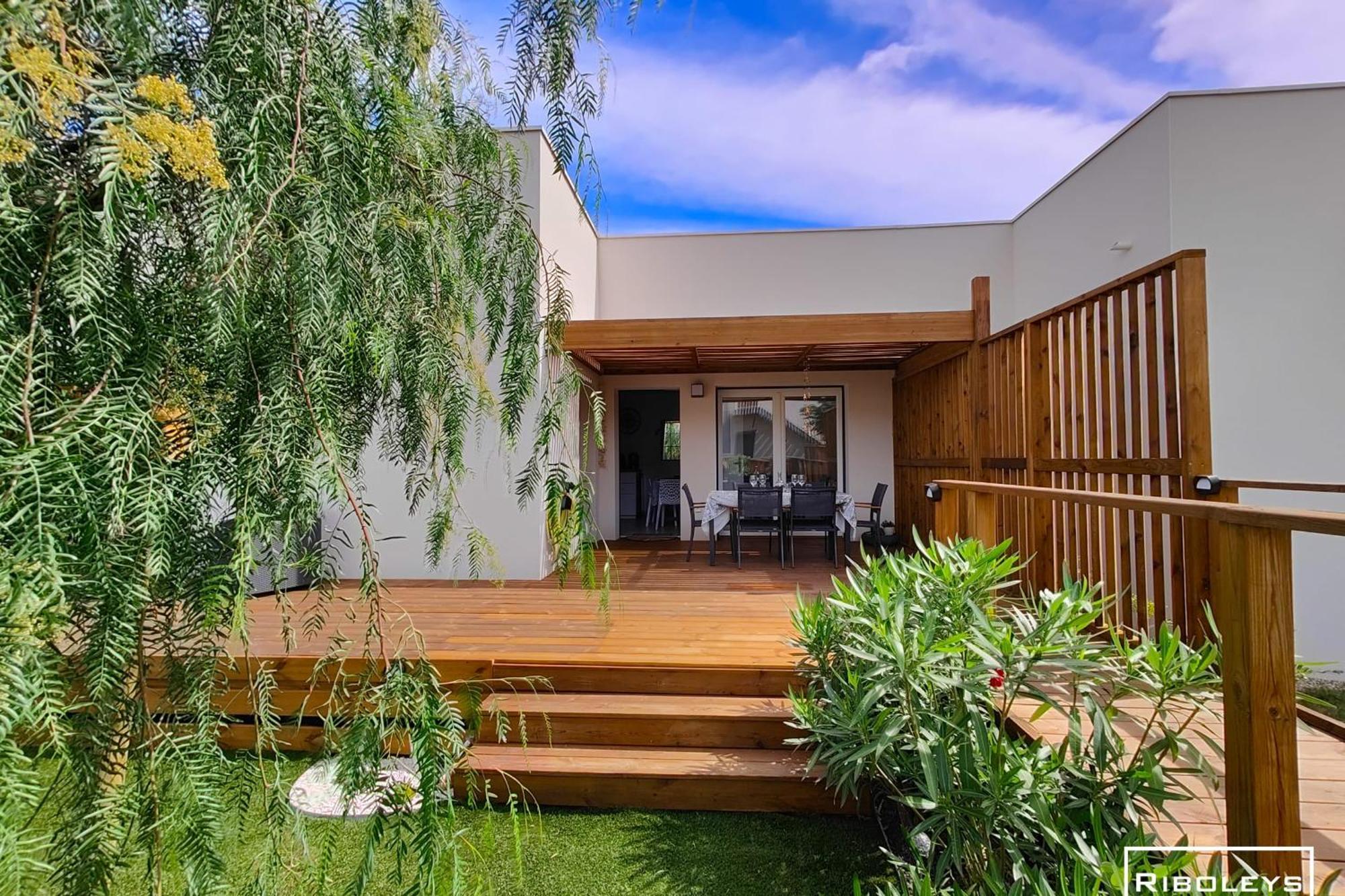 Marina Lodge - Villa T3 en résidence avec piscine Vias Esterno foto